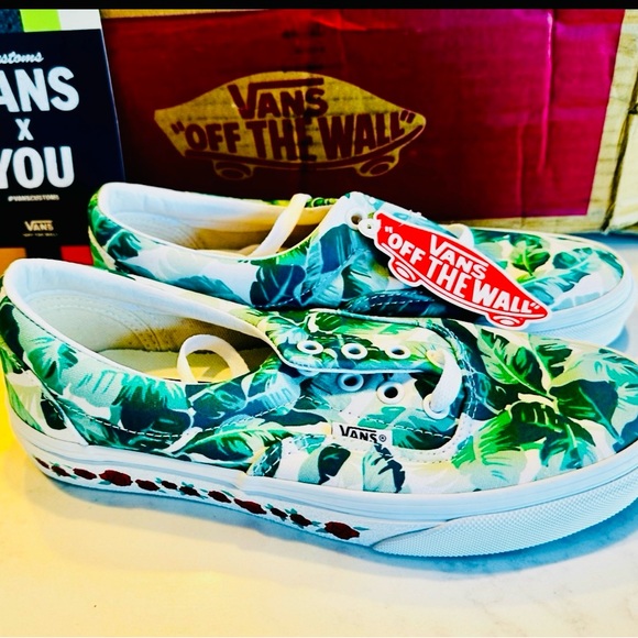 Vans Custom Made "leaf me alone" brand new womens sz7 mens 5.5 NWT - Picture 7 of 8